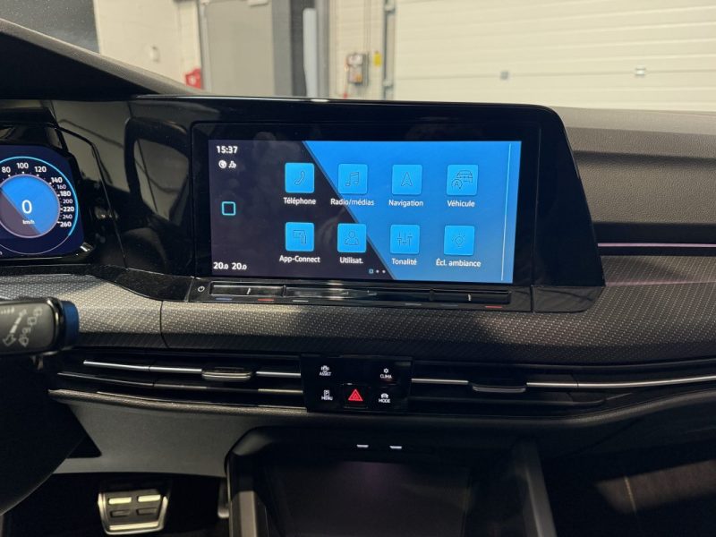 VOLKSWAGEN GOLF 8 1.5 eTSI 150 R-LINE DSG7 / T.O / H&K / IQ.Light