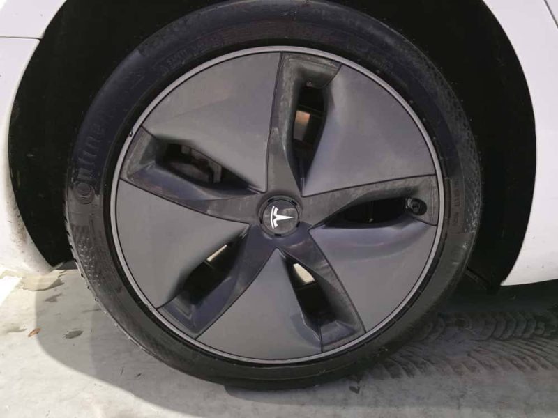 TESLA MODEL 3 SR+ / ATTELAGE 