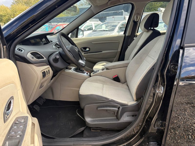 Renault Megane Scenic III 1.5 dCi FAP eco2 110 cv