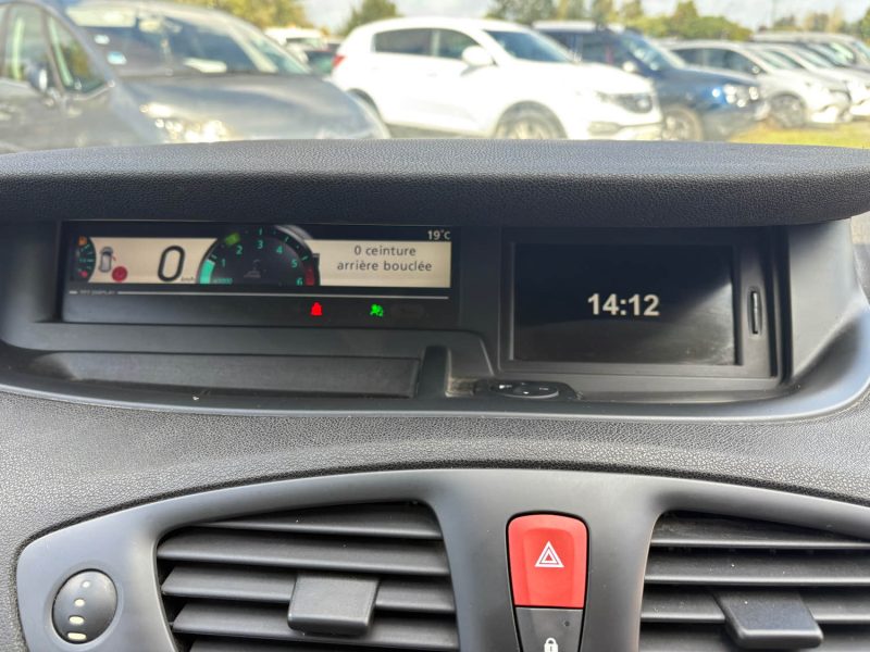 Renault Megane Scenic III 1.5 dCi FAP eco2 110 cv