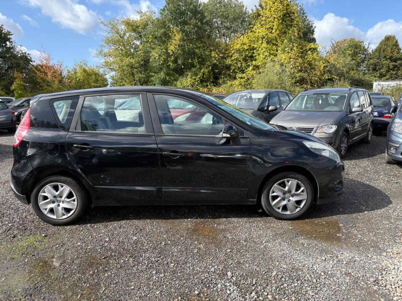 Renault Megane Scenic III 1.5 dCi FAP eco2 110 cv