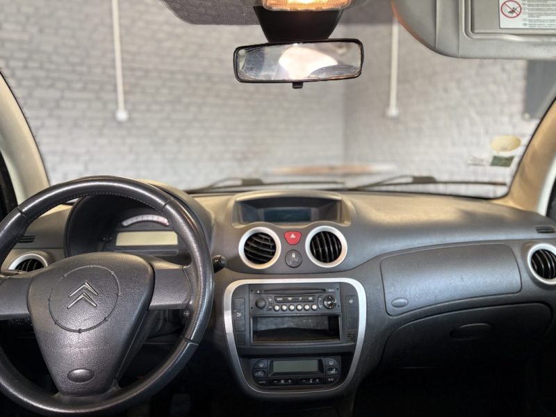 CITROEN C3 C3 1.4I EXCLUSIVE 2006