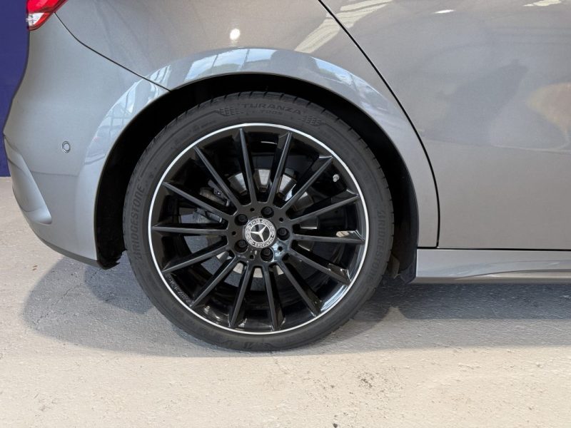 MERCEDES CLASSE A 200 163CH AMG LINE 7G-DCT - TOIT OUVRANT PANORAMIQUE - EXCELLENT ÉTAT - PNEUS AV NEUFS - RIEN À PRÉVOIR