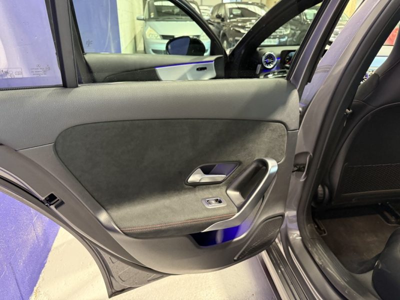 MERCEDES CLASSE A 200 163CH AMG LINE 7G-DCT - TOIT OUVRANT PANORAMIQUE - EXCELLENT ÉTAT - PNEUS AV NEUFS - RIEN À PRÉVOIR