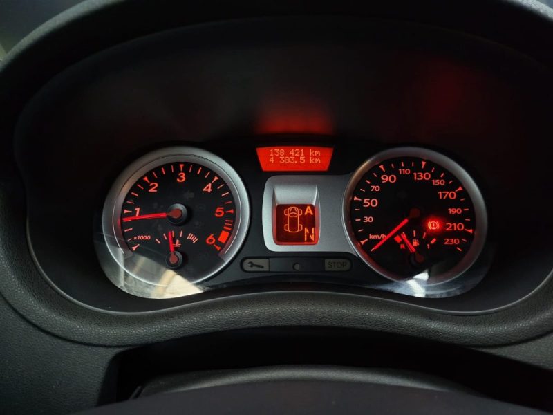 RENAULT CLIO 1.5 DCI QUICKSHIFT 85 CH