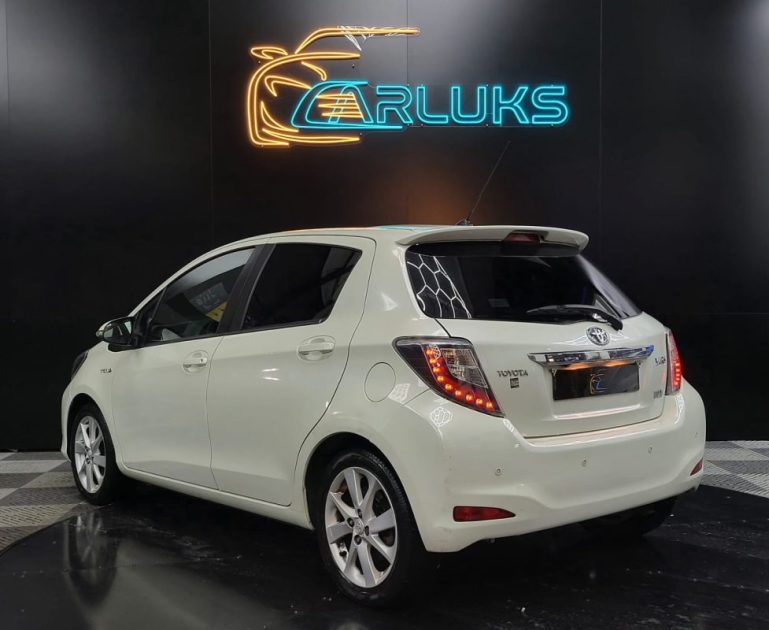 TOYOTA YARIS 1.5 VVTI HSD STYLE 100 CH + ENTRETIEN COMPLET TOYOTA