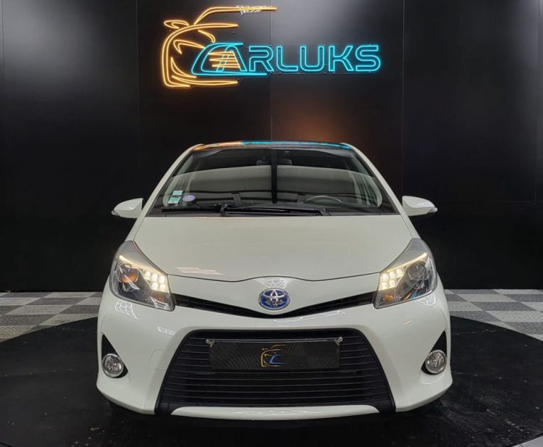 TOYOTA YARIS 1.5 VVTI HSD STYLE 100 CH + ENTRETIEN COMPLET TOYOTA