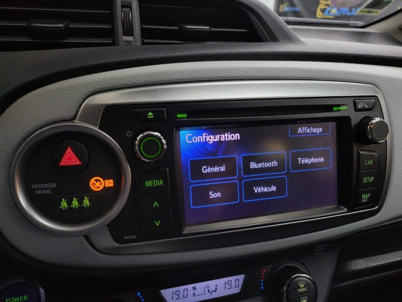 TOYOTA YARIS 1.5 VVTI HSD STYLE 100 CH + ENTRETIEN COMPLET TOYOTA