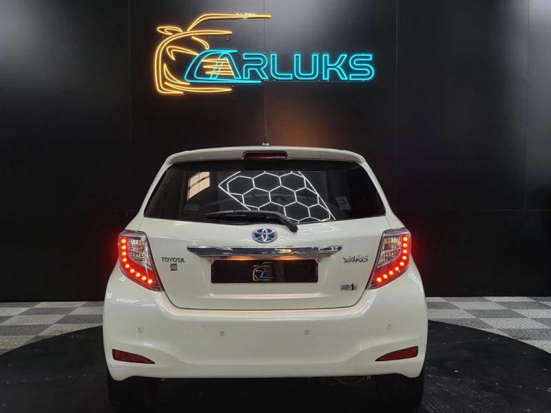 TOYOTA YARIS 1.5 VVTI HSD STYLE 100 CH + ENTRETIEN COMPLET TOYOTA