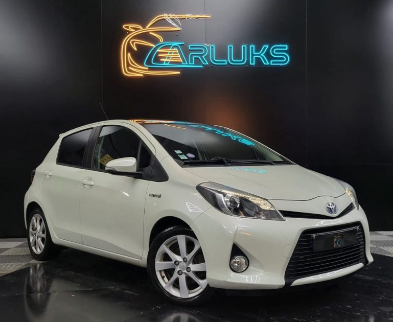 TOYOTA YARIS 1.5 VVTI HSD STYLE 100 CH + ENTRETIEN COMPLET TOYOTA