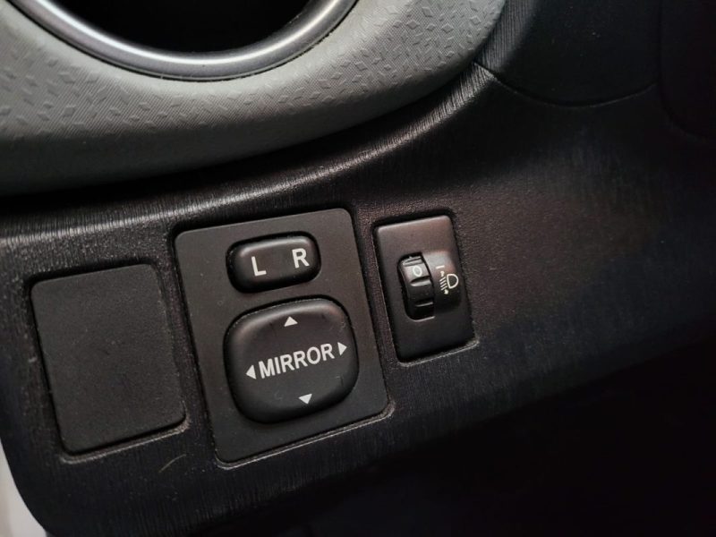 TOYOTA YARIS 1.5 VVTI HSD STYLE 100 CH + ENTRETIEN COMPLET TOYOTA