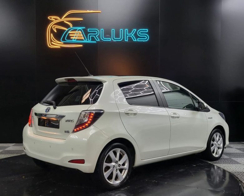 TOYOTA YARIS 1.5 VVTI HSD STYLE 100 CH + ENTRETIEN COMPLET TOYOTA