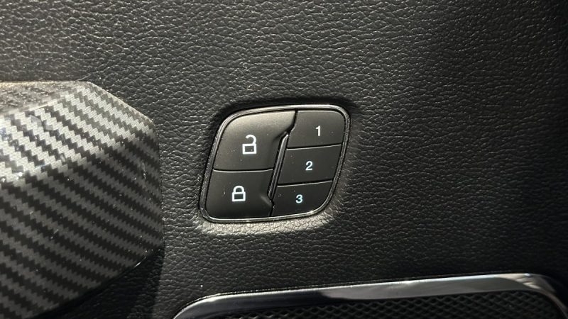 Ford F-150 Lariat - TVA Récupérable - Homologué CTTE - V8 5.0 Flexfuel - E85 - Kit Suspension Fox