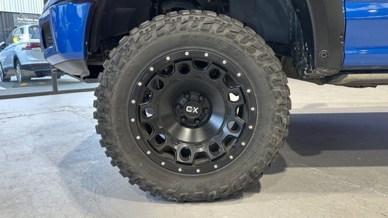 Ford F-150 Lariat - TVA Récupérable - Homologué CTTE - V8 5.0 Flexfuel - E85 - Kit Suspension Fox