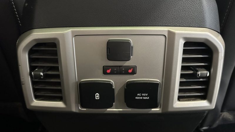 Ford F-150 Lariat - TVA Récupérable - Homologué CTTE - V8 5.0 Flexfuel - E85 - Kit Suspension Fox