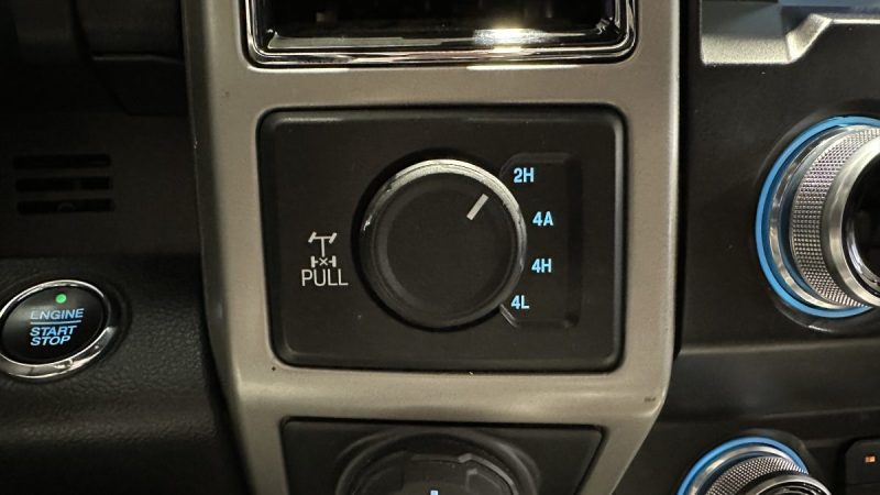 Ford F-150 Lariat - TVA Récupérable - Homologué CTTE - V8 5.0 Flexfuel - E85 - Kit Suspension Fox