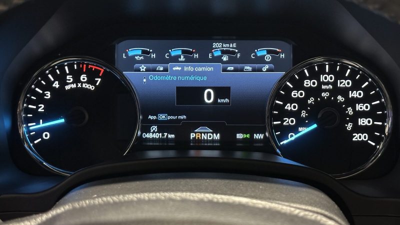 Ford F-150 Lariat - TVA Récupérable - Homologué CTTE - V8 5.0 Flexfuel - E85 - Kit Suspension Fox