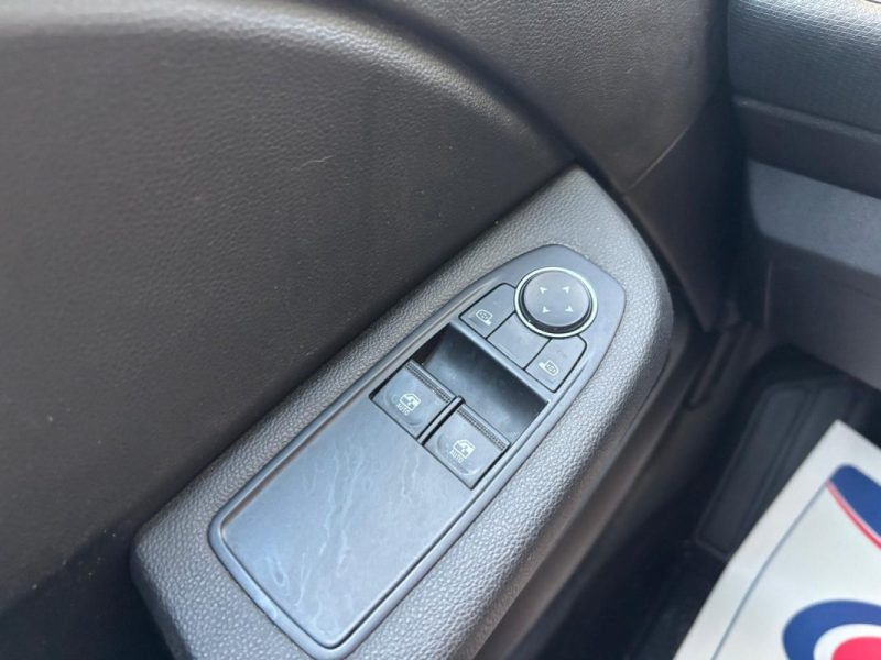 RENAULT CLIO V 1.0 TCE 90CV BUSINESS - SUIVI COMPLET RENAULT 2021