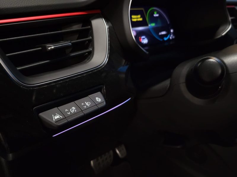 RENAULT ARKANA E-TECH 1.6 E-TECH 145CV RS LINE 21B EDC SIEGES VOLANT CHAUFF / CAMERA / AUDI BOSE /  SUIVI RENAULT