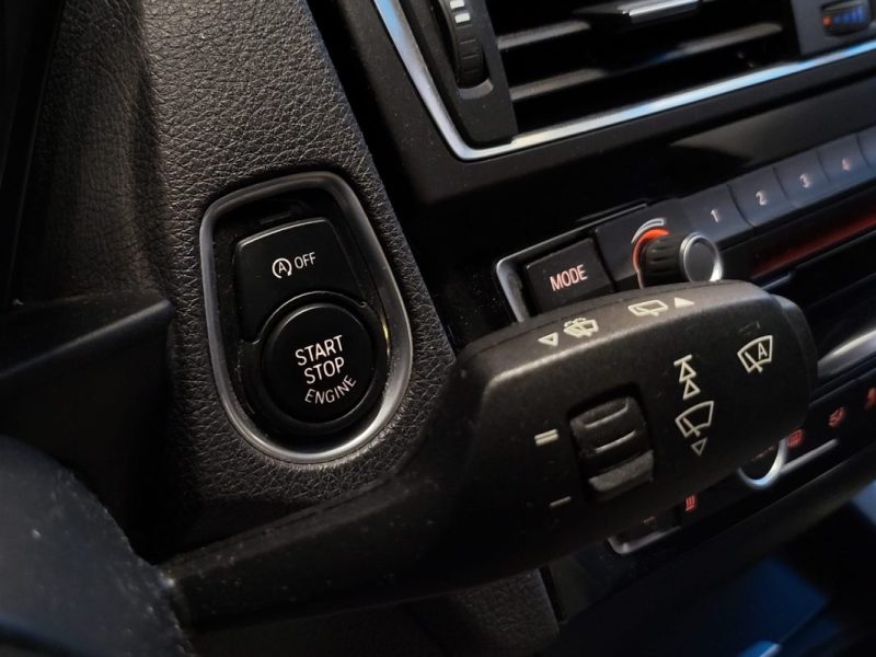 BMW SERIE 1 118i 136ch VOLANT PACK M / CAMERA DE RECUL / MAIN LIBRE