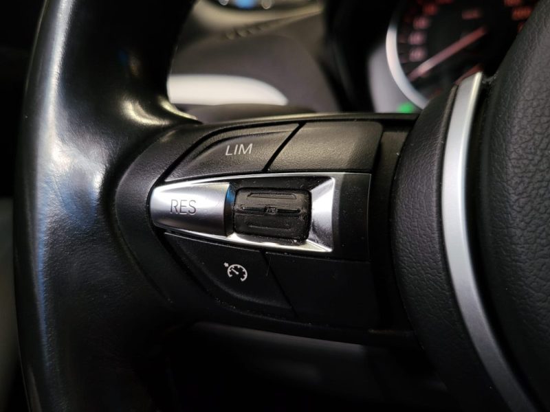 BMW SERIE 1 118i 136ch VOLANT PACK M / CAMERA DE RECUL / MAIN LIBRE