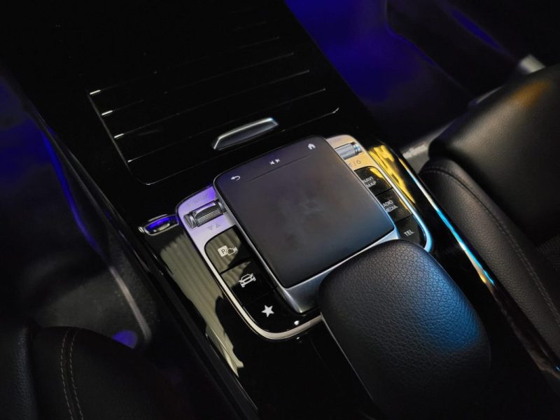 MERCEDES CLASSE A 200D BUSINESS LINE 150CV 8G-DCT 