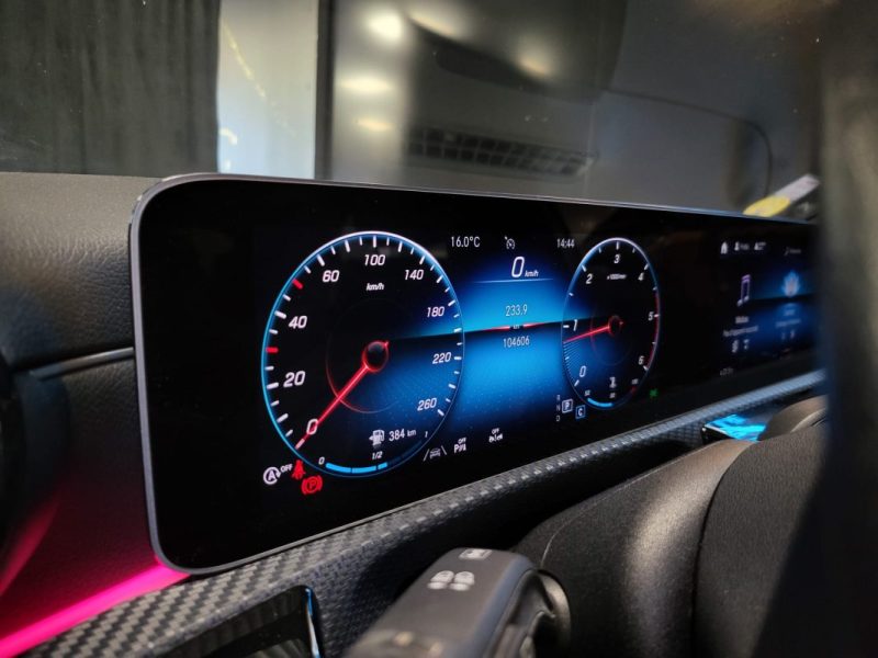 MERCEDES CLASSE A 200D BUSINESS LINE 150CV 8G-DCT 