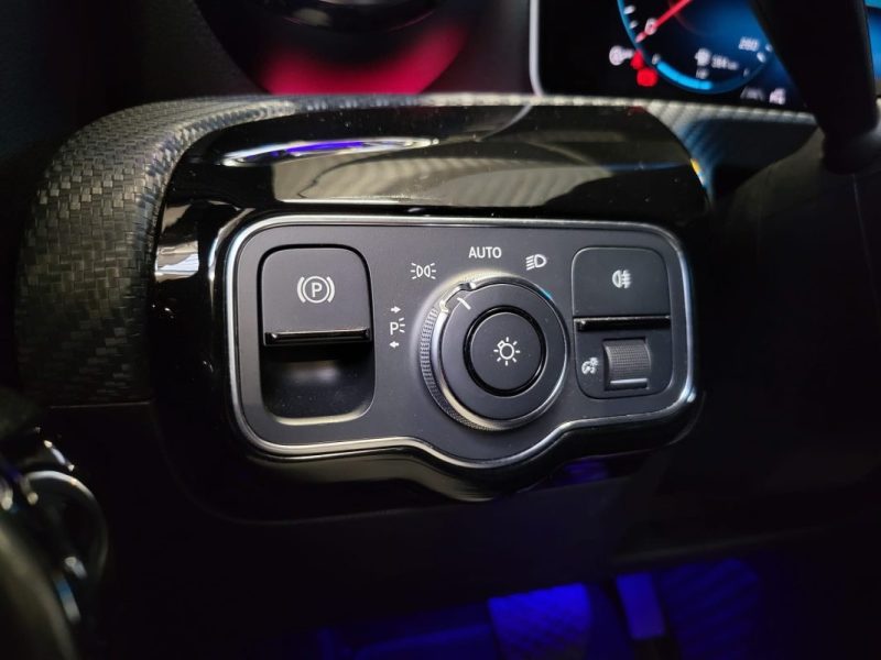 MERCEDES CLASSE A 200D BUSINESS LINE 150CV 8G-DCT 