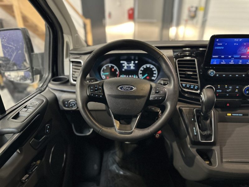 FORD TOURNEO CUSTOM KOMBI 320 L2H1 2.0 TDCI 170ch BVA - TVA RECUPERABLE / PAS DE TVS