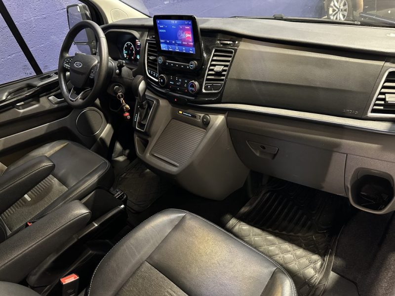 FORD TOURNEO CUSTOM KOMBI 320 L2H1 2.0 TDCI 170ch BVA - TVA RECUPERABLE / PAS DE TVS