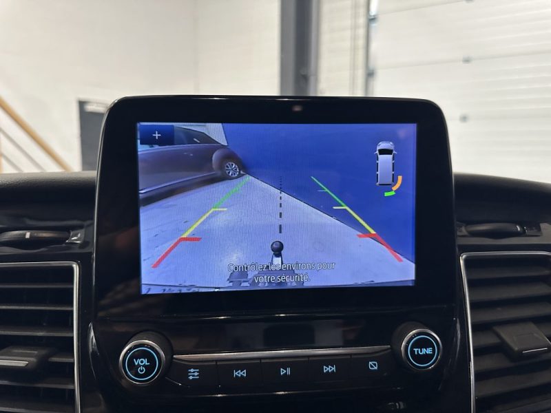 FORD TOURNEO CUSTOM KOMBI 320 L2H1 2.0 TDCI 170ch BVA - TVA RECUPERABLE / PAS DE TVS