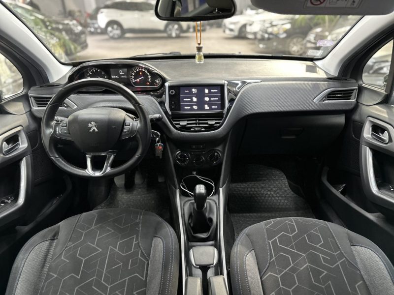 PEUGEOT 2008 1.2 PURE TECH 82 2018
