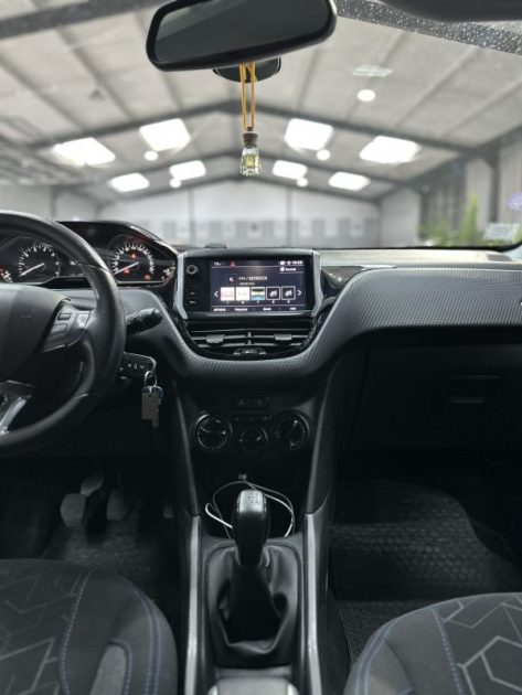 PEUGEOT 2008 1.2 PURE TECH 82 2018