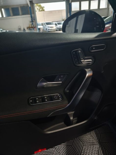 MERCEDES MERCEDES CLASSE A 220D FINITON AMG - BOITE AUTOMATIQUE - HISTORIQUE D\'ENTRETIEN 220 D 190CH PROGRESSIVE LINE 8G-DCT 2019