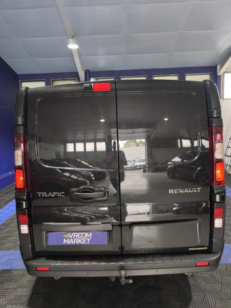 RENAULT RENAULT TRAFIC 2.0 DCI 145 CV - GRAND CONFORT - 5 PLACES - BOITE AUTO CA L2H1 1200 2.0 DCI 145 CONFORT BVA 2021