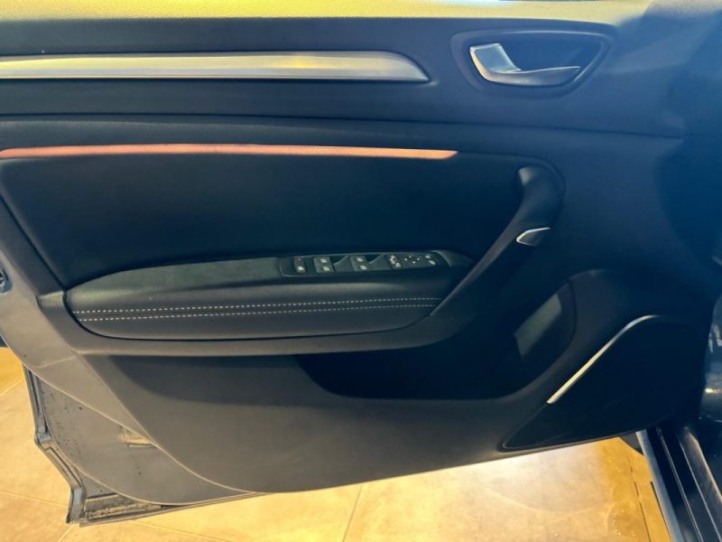 RENAULT MEGANE 4 1.3 TCE 140 EDC INTENS / ENTRETIEN RENAULT COMPLET  2019