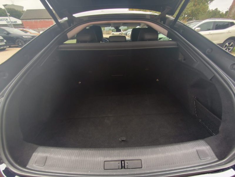 PEUGEOT 508 BLUEHDI 130CH S&S ACTIVE BUSINESS EAT8 2019 PEUGEOT Model :508 Finition:BlueHDi 130ch S&