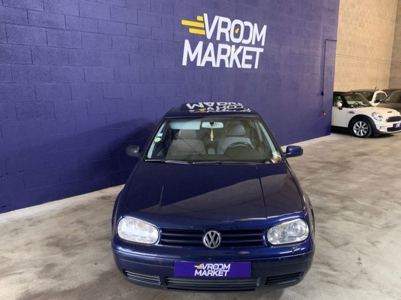 VOLKSWAGEN GOLF IV 2.3 V5 170CH CARAT BVM6 - CUIR - TOIT OUVRANT