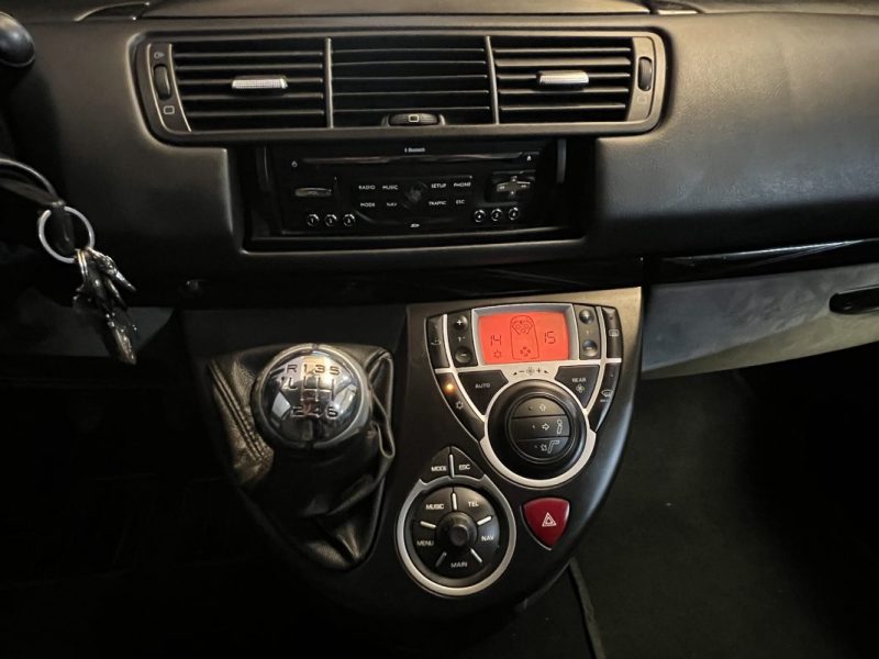 CITROEN C8 2.0 HDI/135CH/EXCLUSIVE/7PL