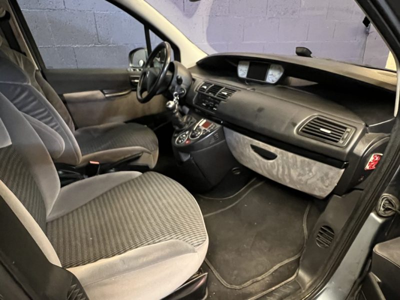 CITROEN C8 2.0 HDI/135CH/EXCLUSIVE/7PL