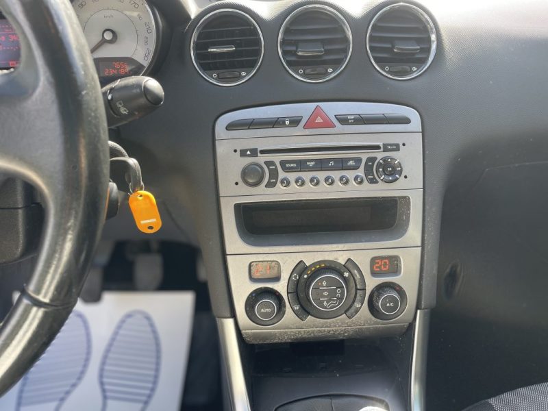 PEUGEOT 308 1.6 HDI112 FAP PREMIUM 5P 2011