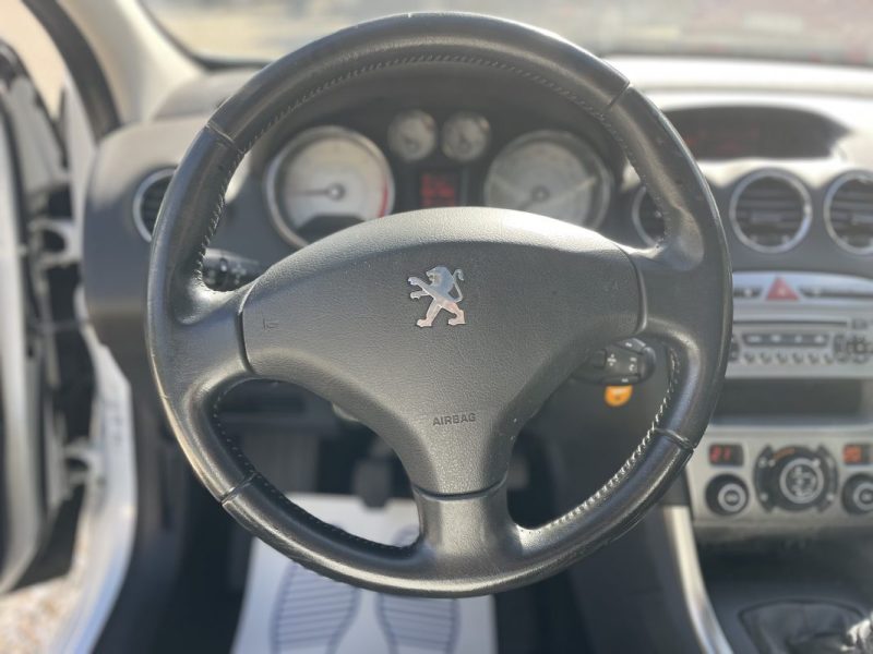 PEUGEOT 308 1.6 HDI112 FAP PREMIUM 5P 2011