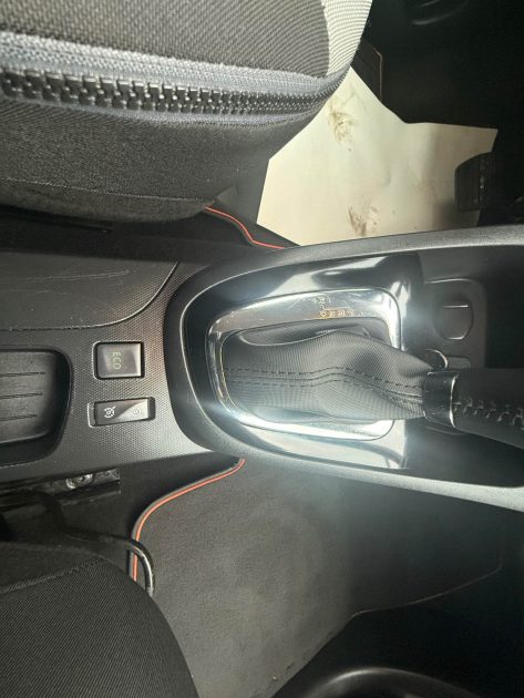 RENAULT CAPTUR 1.2TCE - TURBO 16V 120CV BOITE AUTO 1ER MAIN 2013