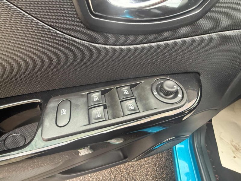 RENAULT CAPTUR 1.2TCE - TURBO 16V 120CV BOITE AUTO 1ER MAIN 2013