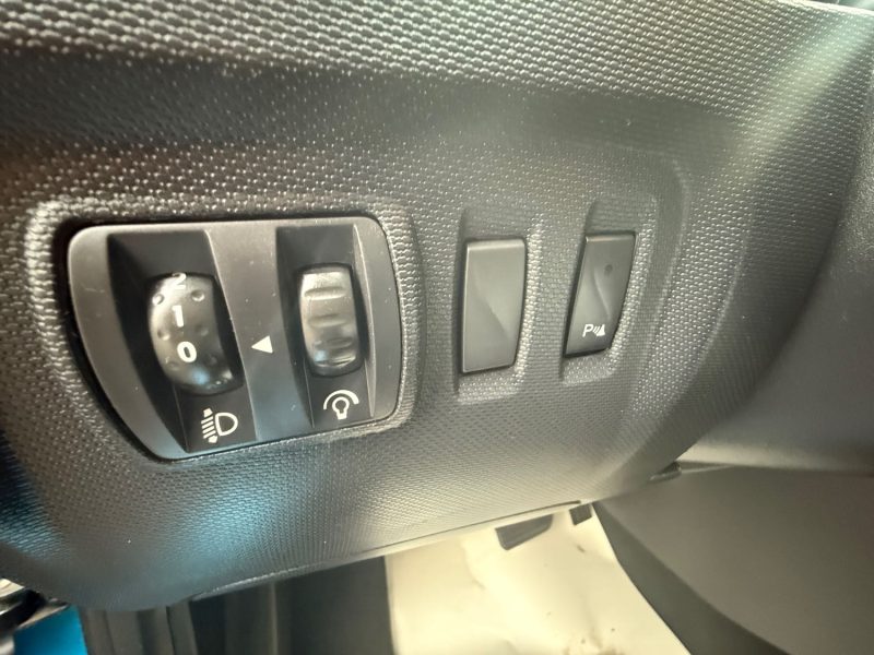 RENAULT CAPTUR 1.2TCE - TURBO 16V 120CV BOITE AUTO 1ER MAIN 2013