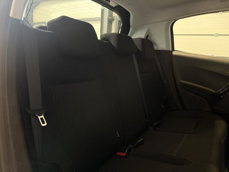 PEUGEOT 208 1.2 PURETECH 82CV ACTIVE 5 PORTES - TOIT PANORAMIQUE - APPLE CARPLAY - CAMÉRA 2017