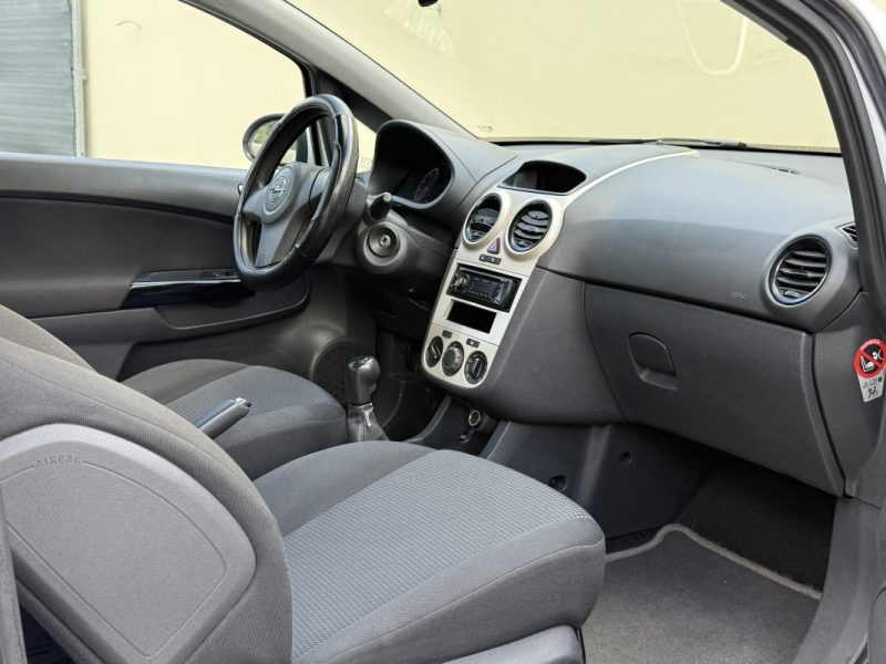 OPEL CORSA 1.0I 60CV 2009 207 000KM