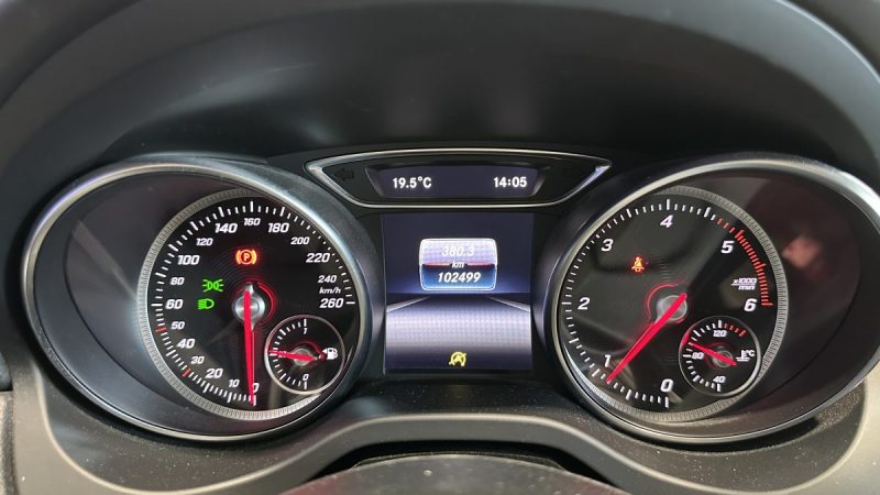 Mercedes CLA 180d 109ch Business Executive - Carplay