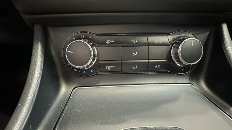 Mercedes CLA 180d 109ch Business Executive - Carplay