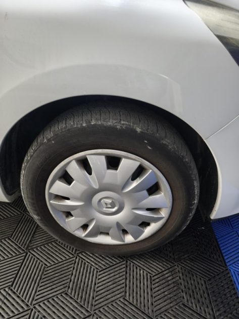 RENAULT RENAULT CLIO IV 1.2 75 CV FINTION AUTHENTIQUE - ENTRETIEN OK  NC 0001